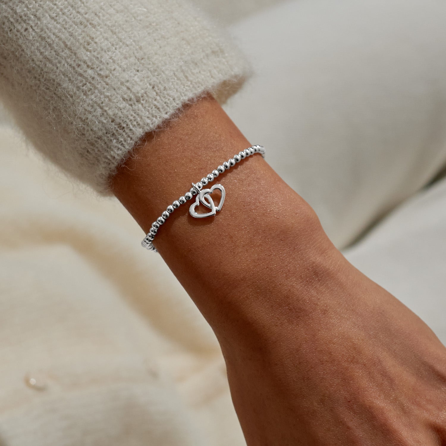 Joma Jewellery Christmas Cracker | Merry Christmas Fabulous Friend | Silver Plated | Bracelet | 17.5cm Stretch