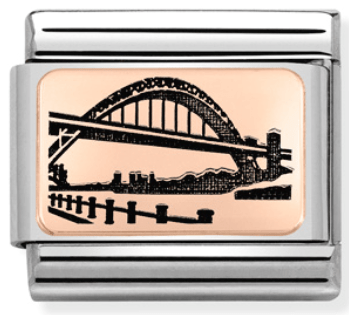 Nomination Italy Charm 430111/07 Classic Plate S/Steel & Bonded Rose Gold Newcastle Tyne Bridge