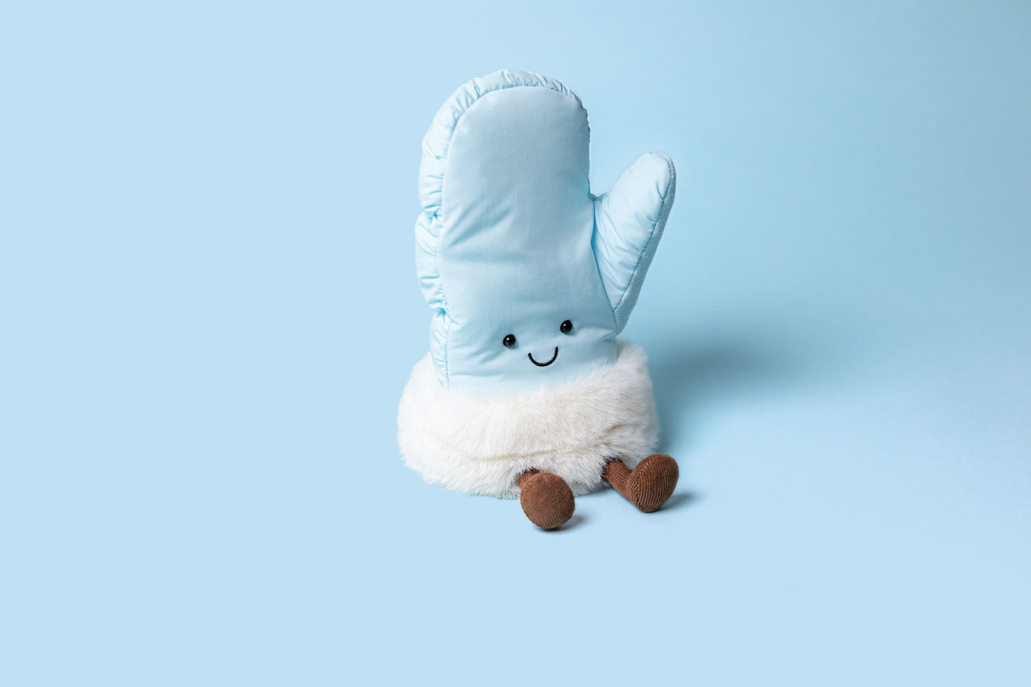 Jellycat Amuseables Mitten – Cosy Winter Plush Toy – Curios Gifts