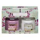 Yankee Candle Gift Set Yankee Candle Pure Essence Twin Medium Jar Gift Set - Lavender / Fluffy Towels