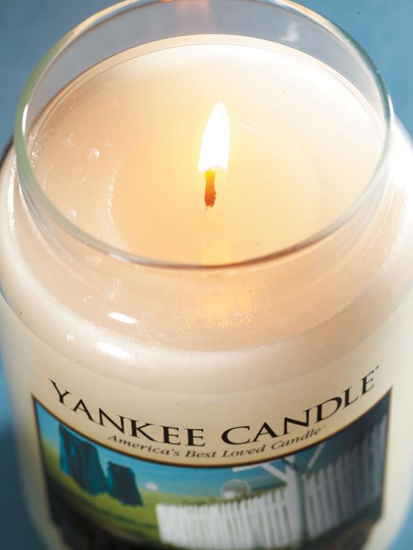 Yankee Candle Large Jar Candle Yankee Candle Large Jar - Clean Cotton