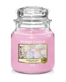 Yankee Candle Medium Jar Candle Yankee Candle Medium Jar - Snowflake Kisses