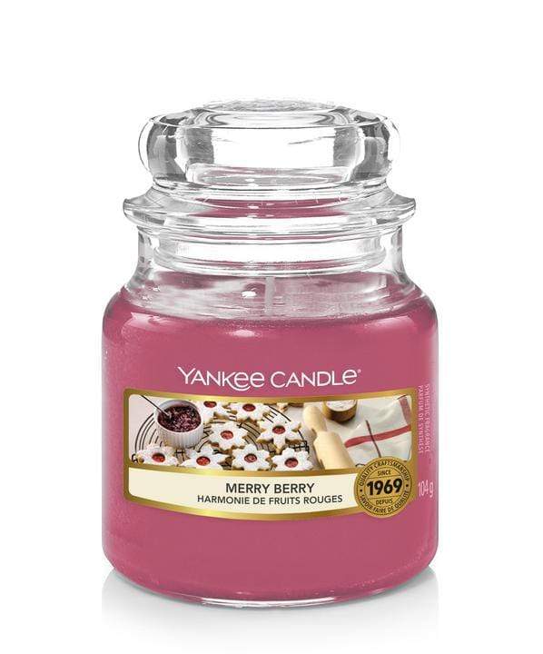 Yankee Candle Small Jar Candle Yankee Candle Small Jar - Merry Berry
